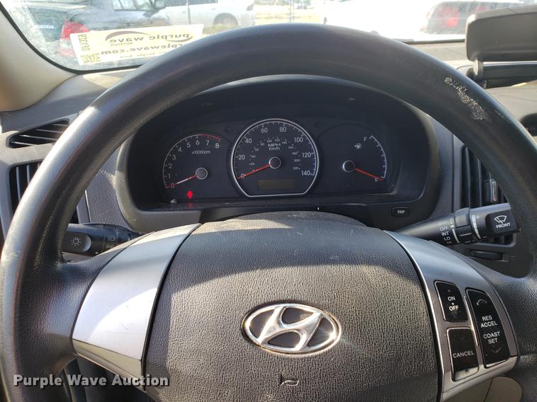 image for item DF1329 2010 Hyundai Elantra