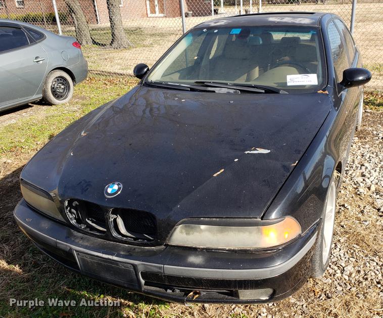 image for item DF1331 2000 BMW 540i