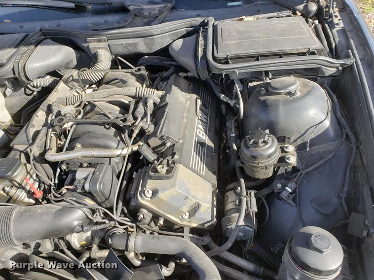 image for item DF1331 2000 BMW 540i