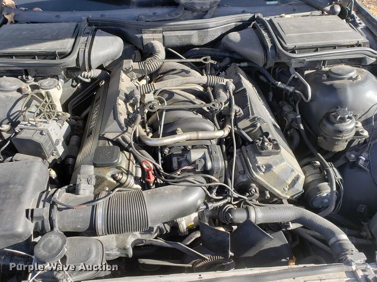 image for item DF1331 2000 BMW 540i