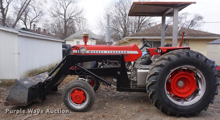 image for item DF1744 1970 Massey Ferguson 1080 tractor