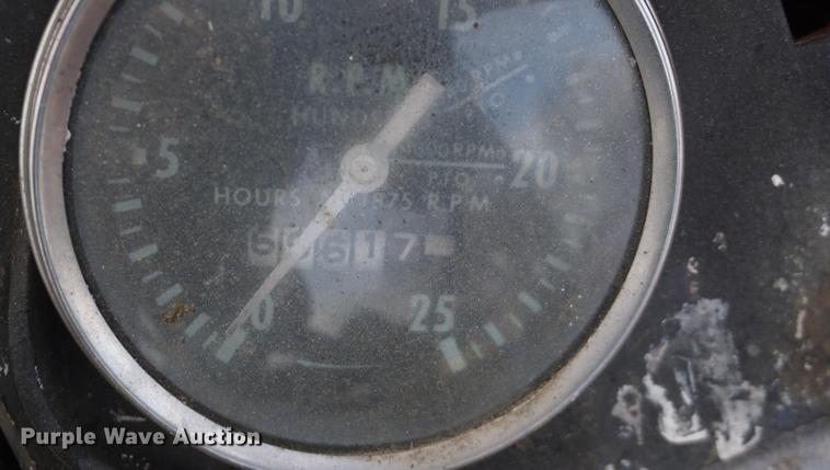 image for item DF1744 1970 Massey Ferguson 1080 tractor