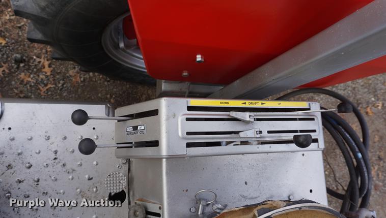 image for item DF1744 1970 Massey Ferguson 1080 tractor