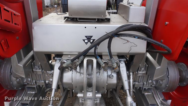 image for item DF1744 1970 Massey Ferguson 1080 tractor