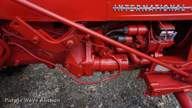 image for item DF1746 1957 International Cub Lowboy tractor