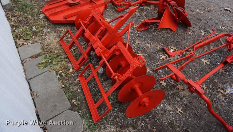 image for item DF1746 1957 International Cub Lowboy tractor