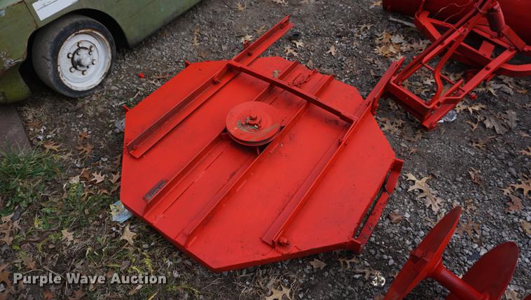 image for item DF1746 1957 International Cub Lowboy tractor