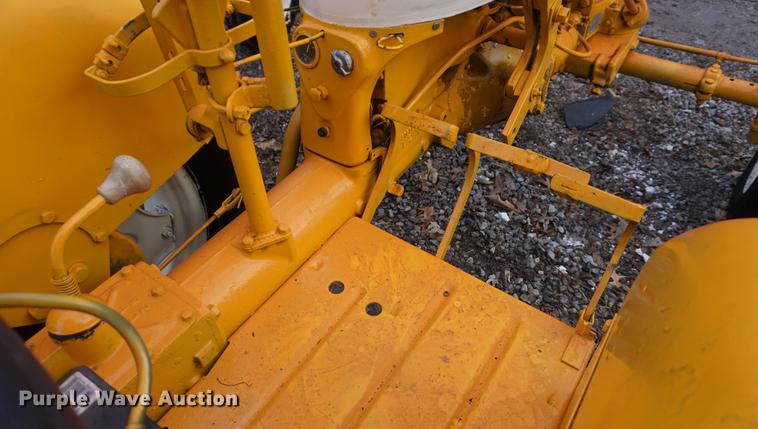 image for item DF1747 1957 International Cub Lowboy tractor