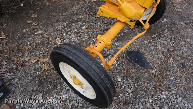 image for item DF1747 1957 International Cub Lowboy tractor