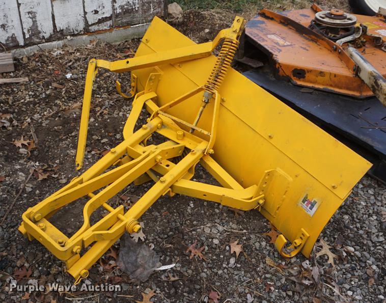 image for item DF1747 1957 International Cub Lowboy tractor