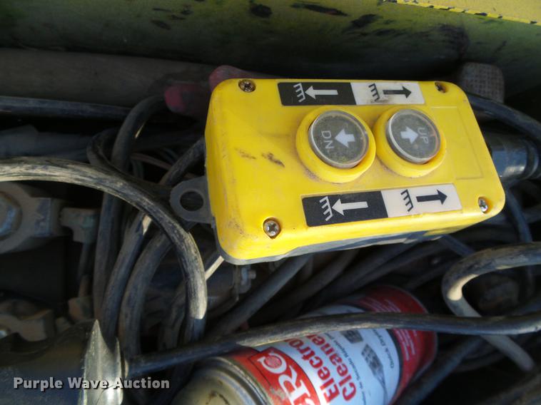 image for item DF2880 2017 Stateline TE222 utility trailer