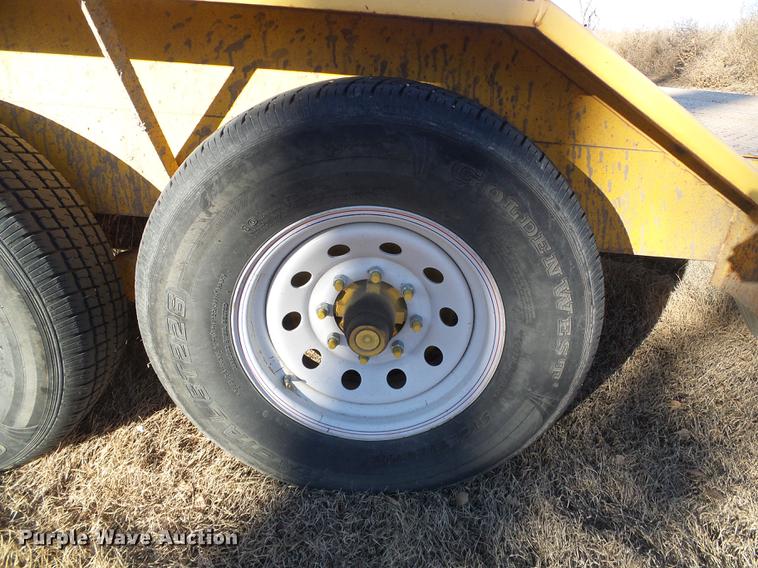 image for item DF2880 2017 Stateline TE222 utility trailer