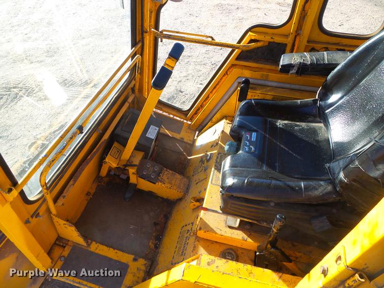 image for item DF2881 1988 Hustler Excel 340 lawn mower