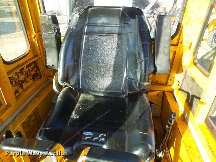 image for item DF2881 1988 Hustler Excel 340 lawn mower