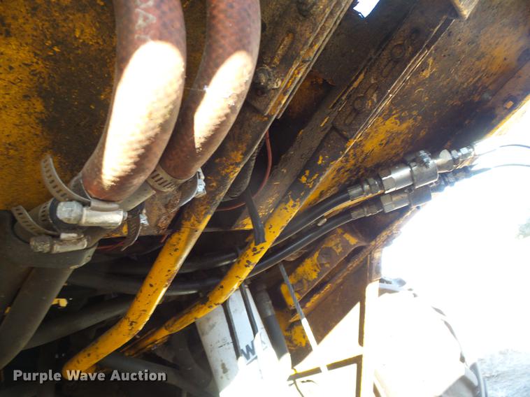 image for item DF2881 1988 Hustler Excel 340 lawn mower