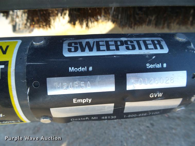 image for item DF2881 1988 Hustler Excel 340 lawn mower