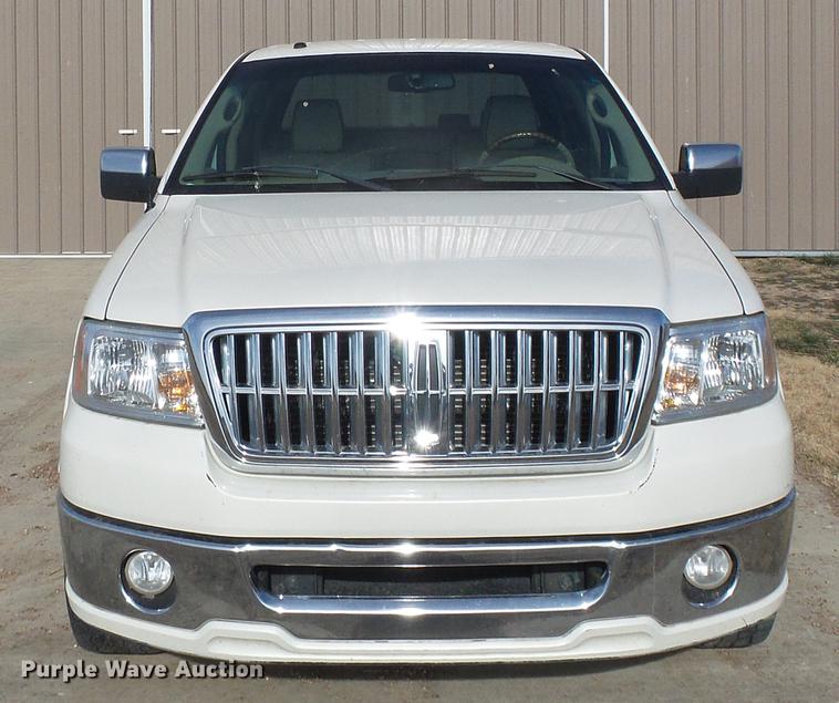 image for item DF2885 2008 Lincoln Mark LT SUV