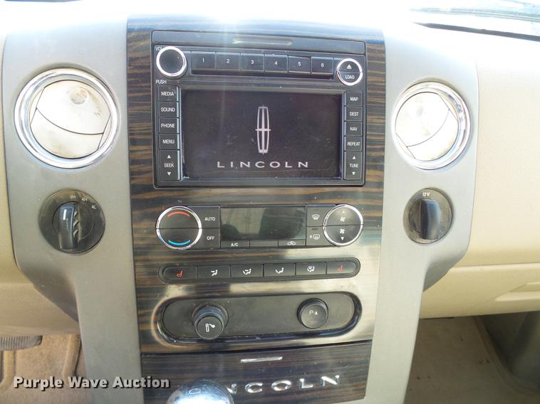 image for item DF2885 2008 Lincoln Mark LT SUV