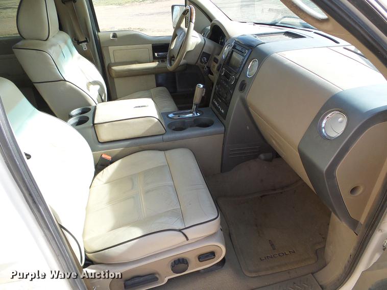 image for item DF2885 2008 Lincoln Mark LT SUV