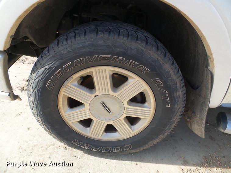 image for item DF2885 2008 Lincoln Mark LT SUV