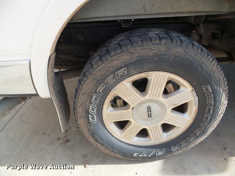 image for item DF2885 2008 Lincoln Mark LT SUV