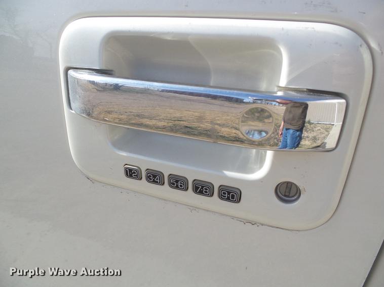 image for item DF2885 2008 Lincoln Mark LT SUV