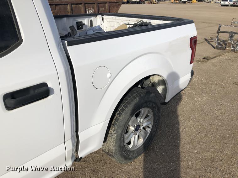 image for item DG2901 2015 Ford F150 SuperCrew pickup truck