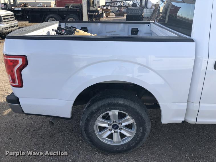 image for item DG2901 2015 Ford F150 SuperCrew pickup truck