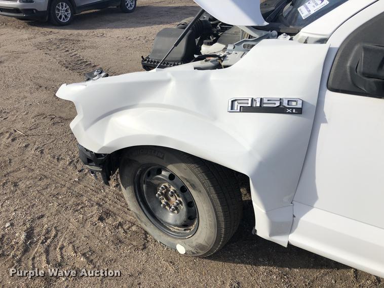 image for item DG2901 2015 Ford F150 SuperCrew pickup truck