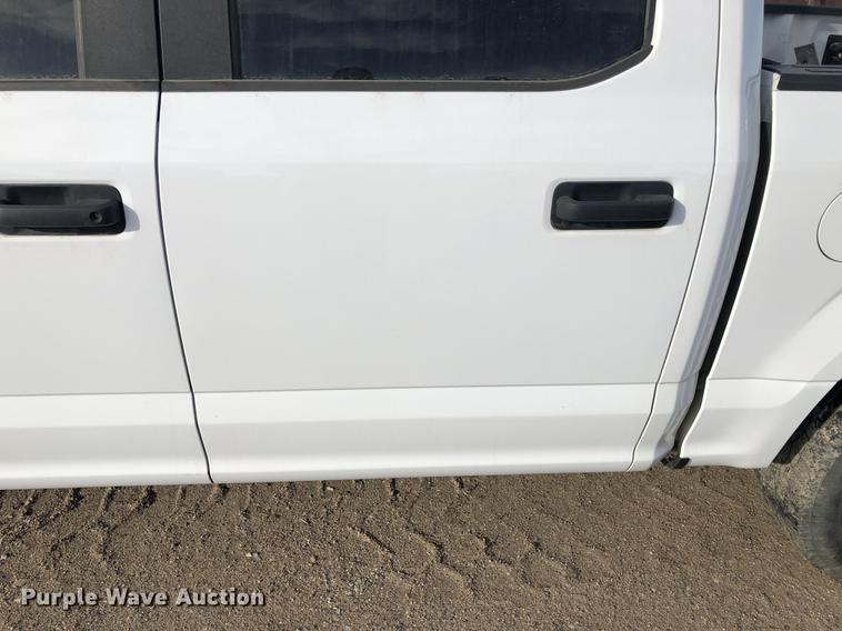 image for item DG2901 2015 Ford F150 SuperCrew pickup truck