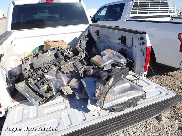 image for item DG2901 2015 Ford F150 SuperCrew pickup truck