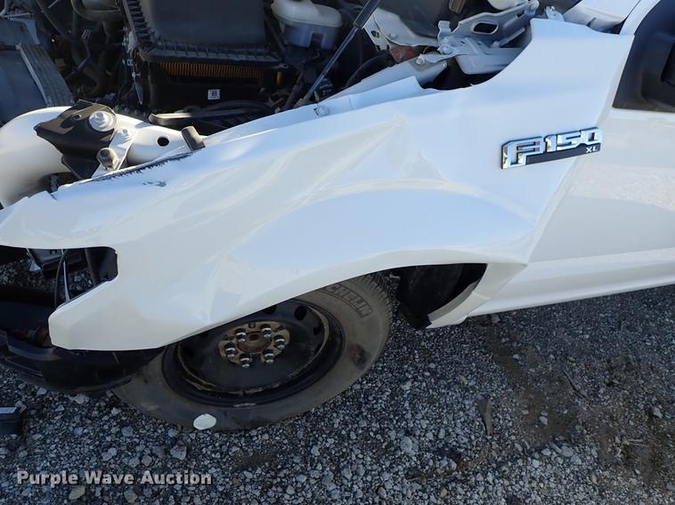 image for item DG2901 2015 Ford F150 SuperCrew pickup truck