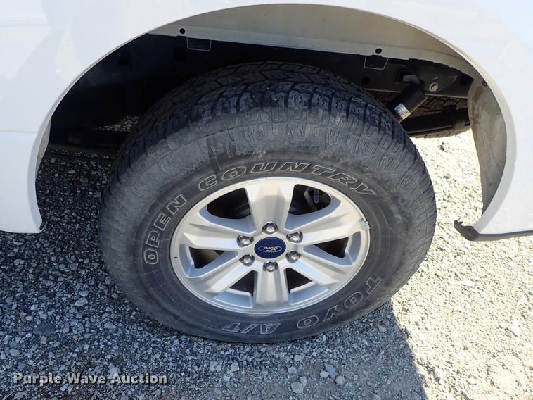 image for item DG2901 2015 Ford F150 SuperCrew pickup truck