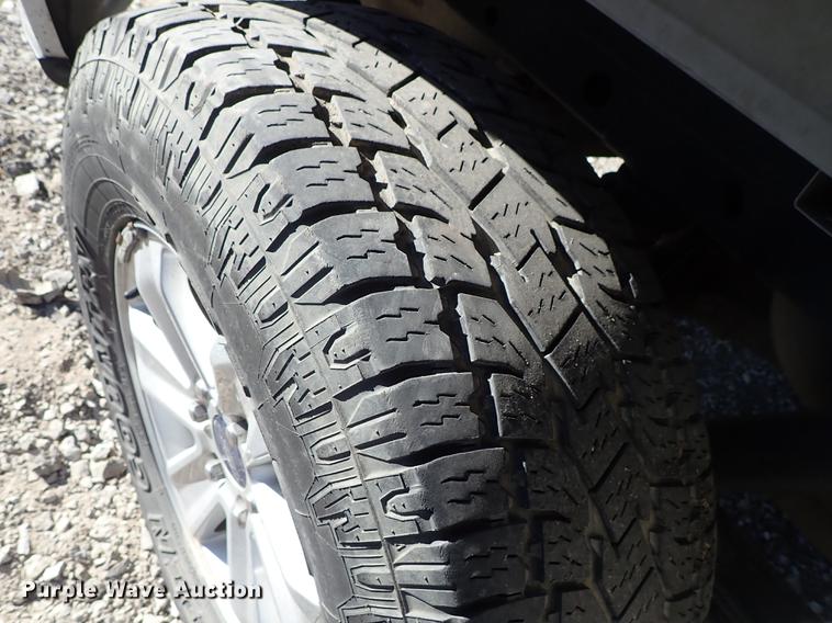 image for item DG2901 2015 Ford F150 SuperCrew pickup truck