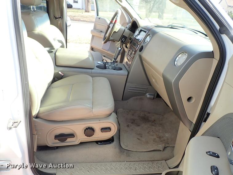 image for item DG2909 2007 Ford F150 SuperCrew pickup truck