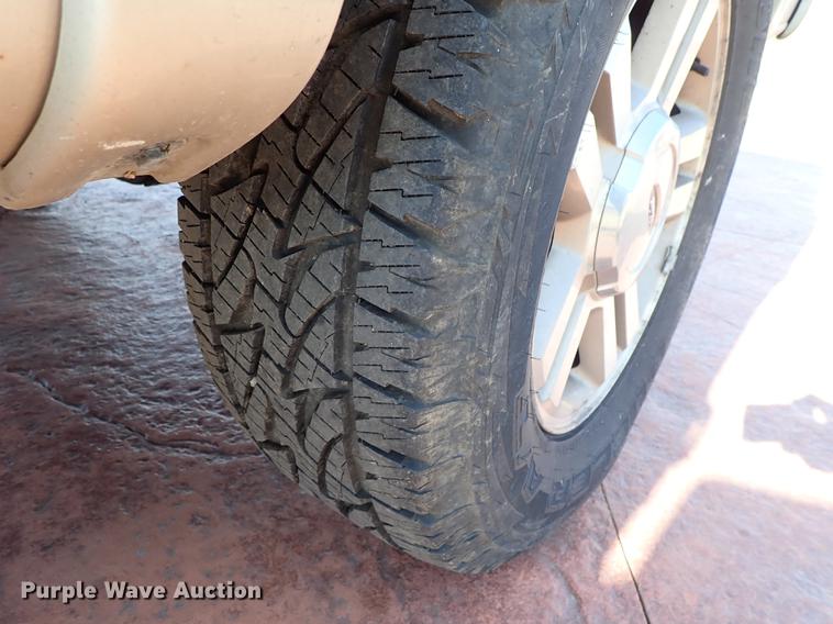 image for item DG2909 2007 Ford F150 SuperCrew pickup truck