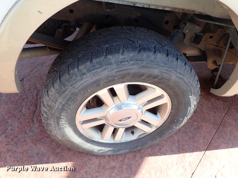 image for item DG2909 2007 Ford F150 SuperCrew pickup truck