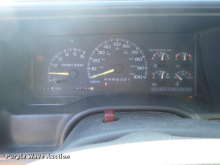 image for item DG2910 1997 Chevrolet K1500 Ext. Cab pickup truck