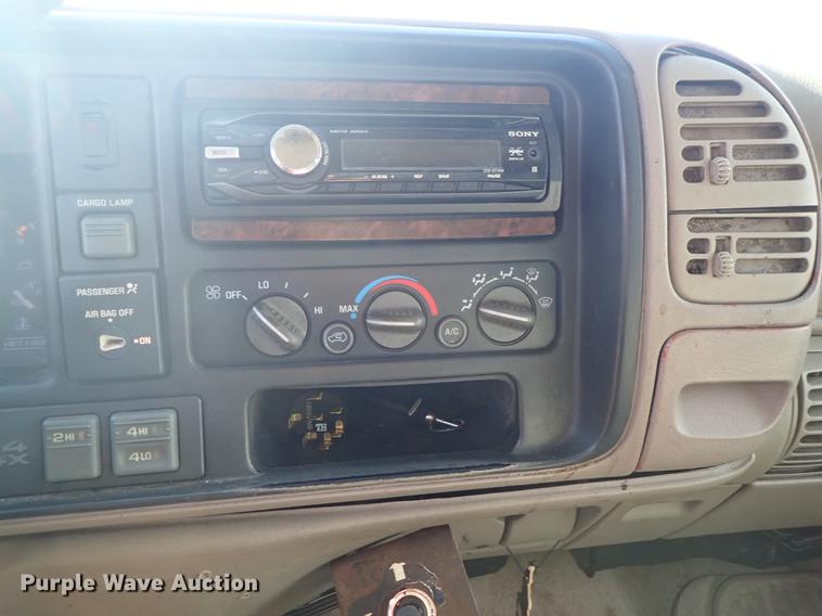 image for item DG2910 1997 Chevrolet K1500 Ext. Cab pickup truck