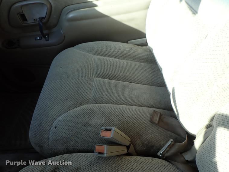 image for item DG2910 1997 Chevrolet K1500 Ext. Cab pickup truck