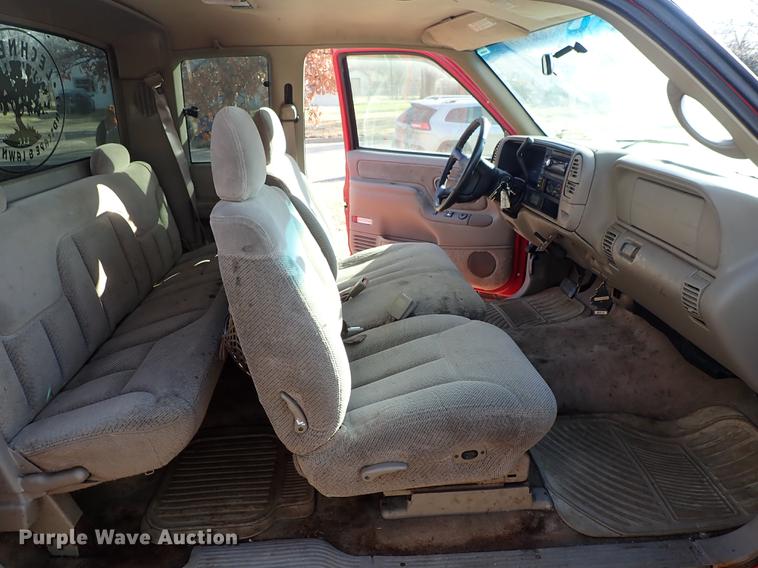 image for item DG2910 1997 Chevrolet K1500 Ext. Cab pickup truck