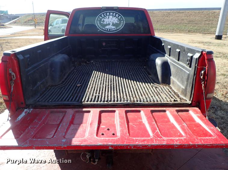 image for item DG2910 1997 Chevrolet K1500 Ext. Cab pickup truck