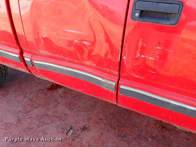 image for item DG2910 1997 Chevrolet K1500 Ext. Cab pickup truck