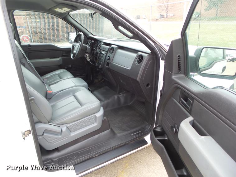 image for item EM9047 2012 Ford F150 Custom pickup truck