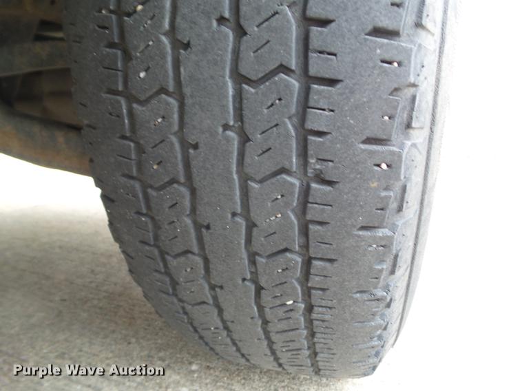 image for item EM9047 2012 Ford F150 Custom pickup truck