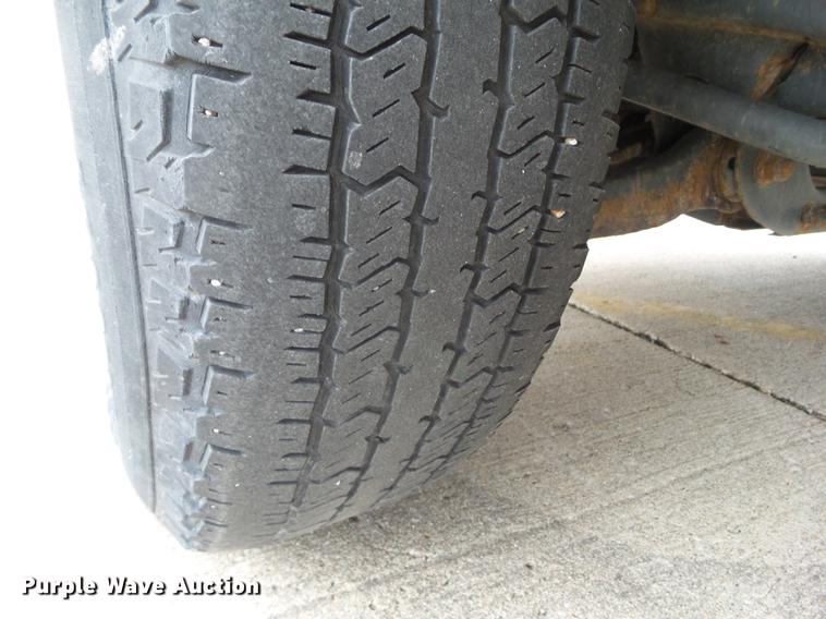 image for item EM9047 2012 Ford F150 Custom pickup truck