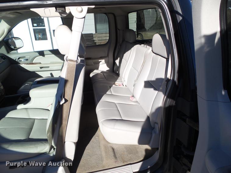 image for item EM9051 2007 Chevrolet Silverado 1500 Ext. Cab pickup truck