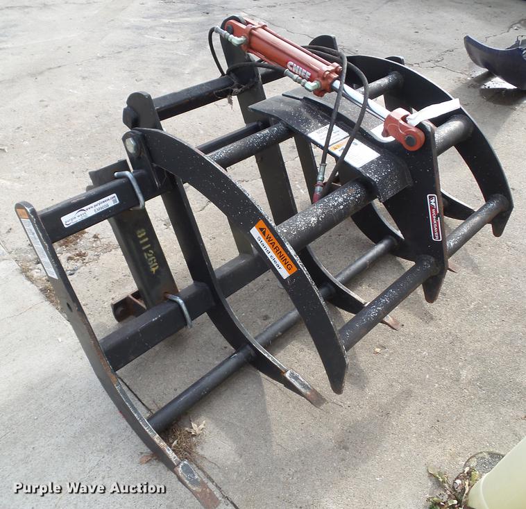 image for item EM9058 Worksaver 60"W grapple bucket