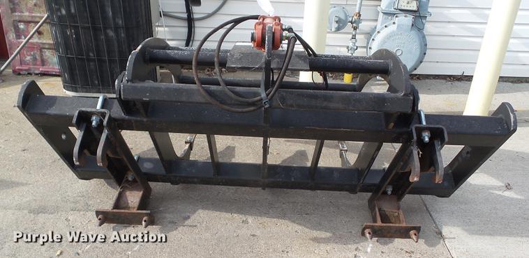 image for item EM9058 Worksaver 60"W grapple bucket