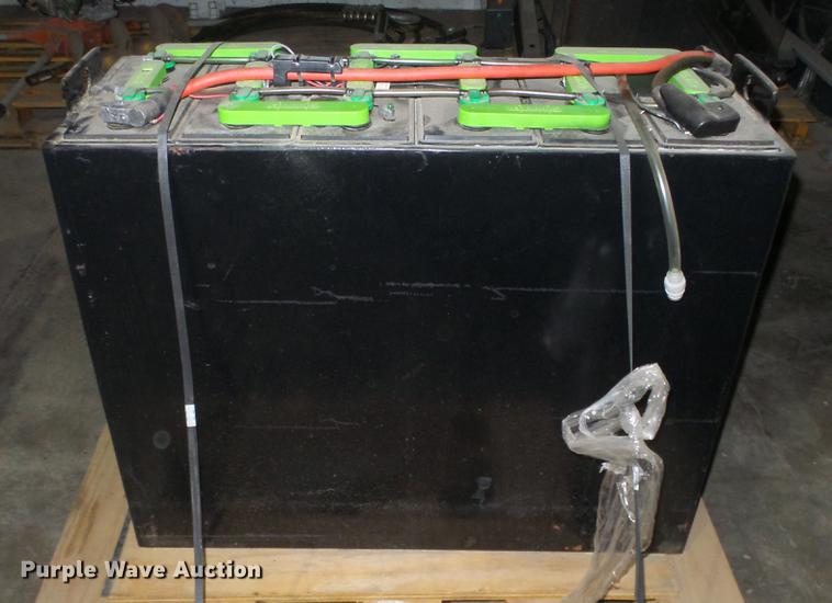 image for item EM9302 Hawker 012125F15 forklift battery